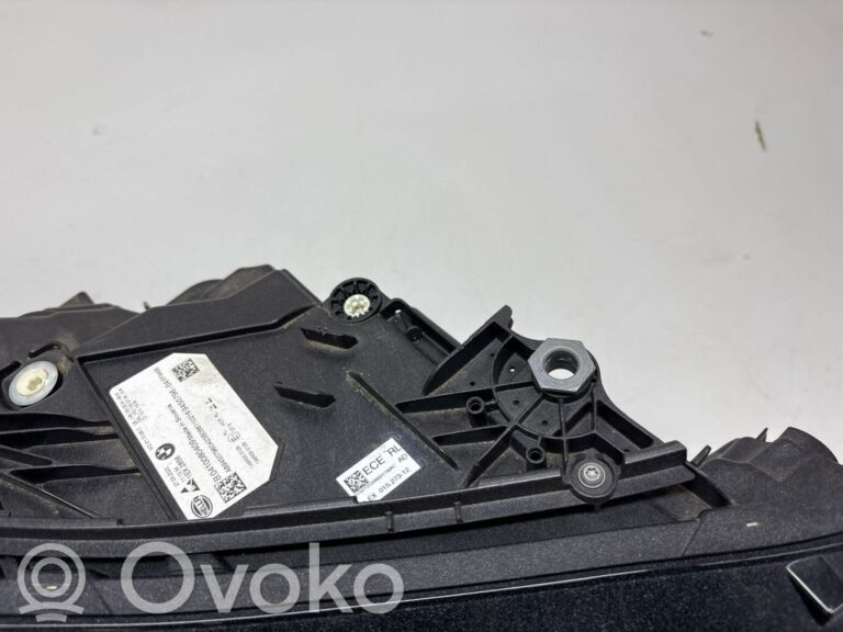 1d3f3db90f5c90130deab7635c9d14db-a914124786c1637bd53fd1fefae81440_headlight_headlamp
