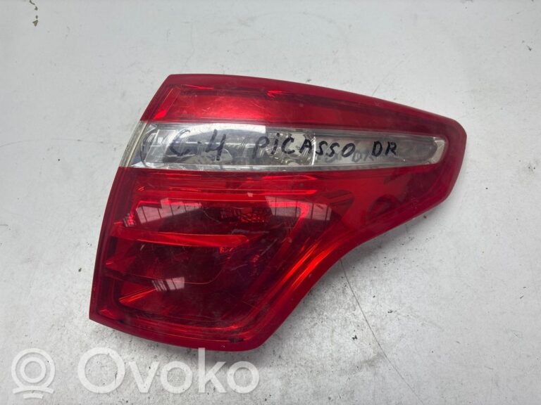 1d9e7cf3fb270d23b113812cdc15b840-985a23126aadc26560fa08b45038310a_rear_tail_lights