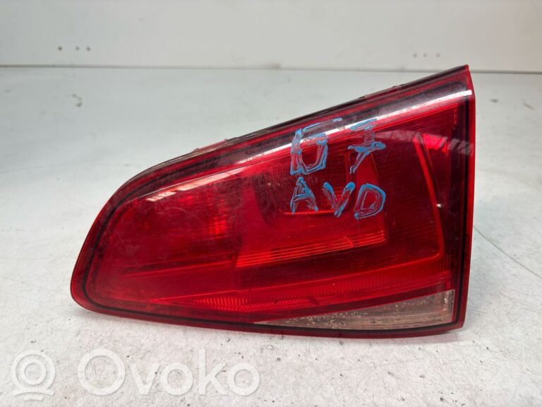 1eabfeba71921003799a08e03ecf9489-ad9bb4548fd742979f2c9d7b91afcfef_rear_tail_lights