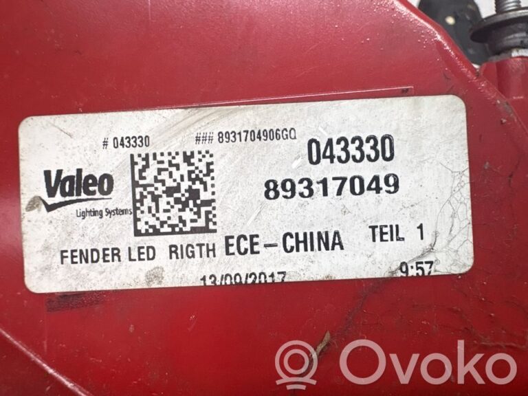 1ee93c1a6c38bafa4540d01da58fc21e-5bdb4ab813d3fa262988e3c9d08d2bec_rear_tail_lights
