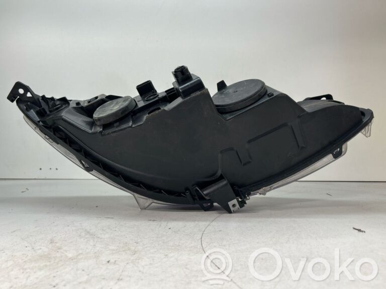 1f27343ca507ad067050fd835bed150c-ef6ad7cb04b4bd2795b3617c5152379e_headlight_headlamp