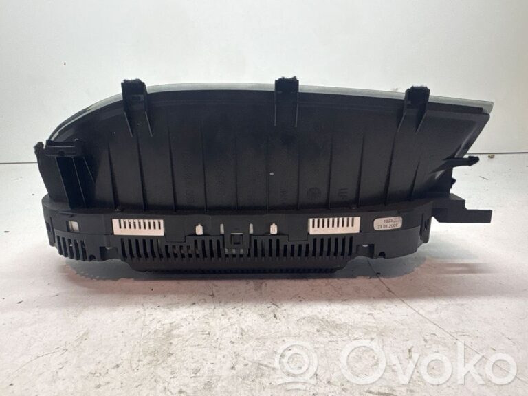 208d001bd816e921339eb71cdd53be42-e2b0d186f033aced581725926b66c03d_speedometer__instrument_cluster_