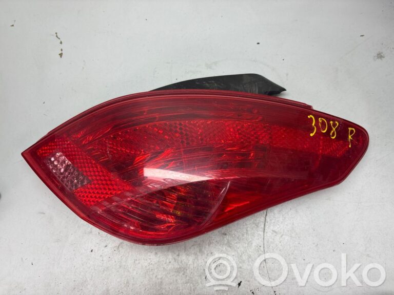 2156c70dc4f4d3b40288f8bae83ca39a-b7709edd0c98a3736c69ccce1710864b_rear_tail_lights