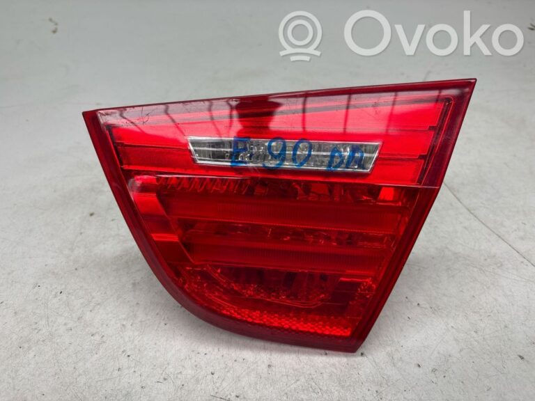 2194f27cce685abe44aa4bcb7fc7822a-6c7185ae1348c72860e7c7a89738d57b_tailgate_rear_tail_lights