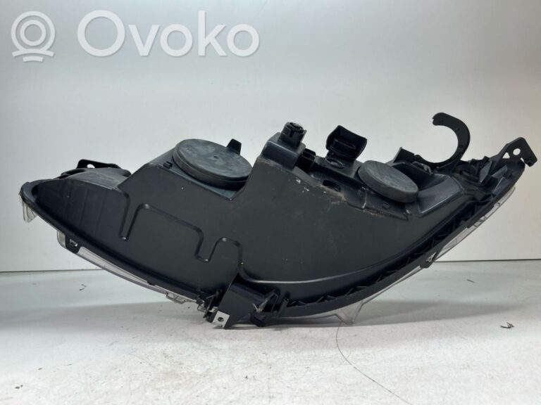 22db2cdc22b116c76db826b822fb59e5-59dcd42c50ddd54166abd902e69ad958_headlight_headlamp