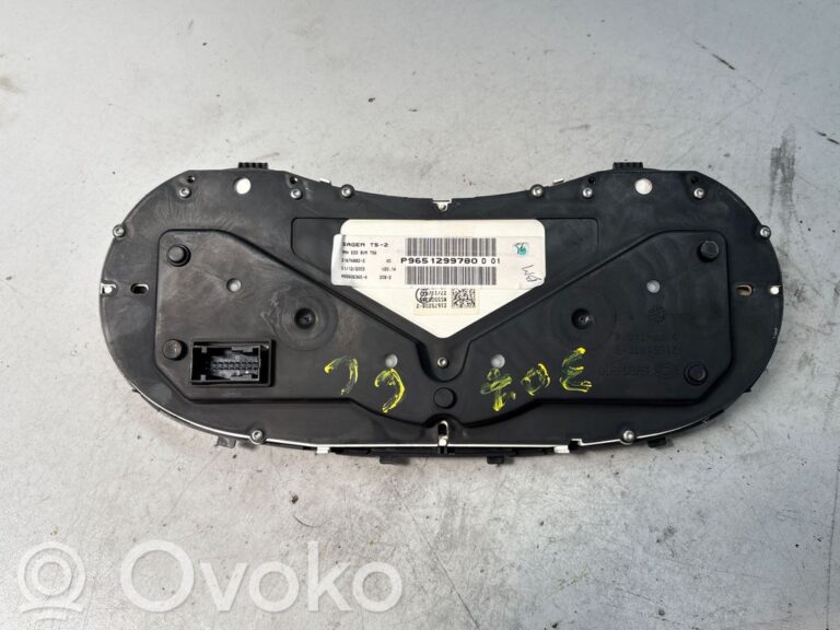 237c4734ffe76daeeadefbf13ee37693-0eebb6d721922becf36c6dccc82c6d27_speedometer__instrument_cluster_