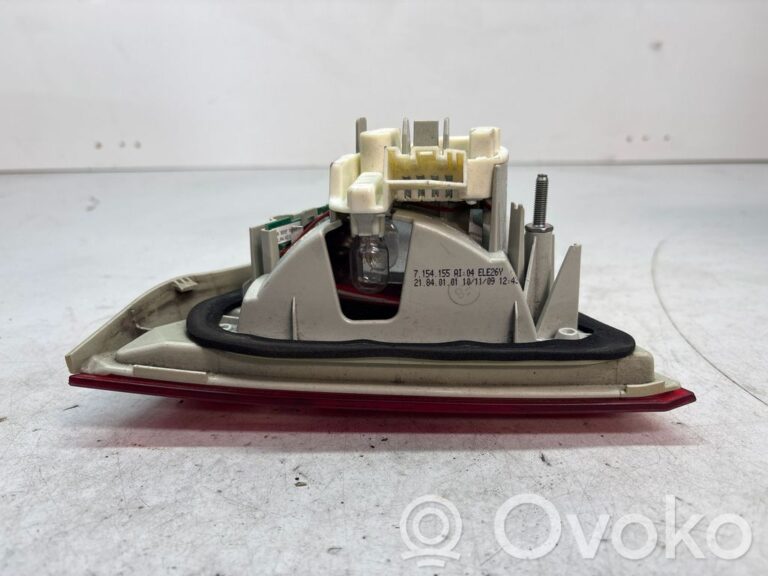 252220eaa7f71b19639bc748a22db6ff-b66ea5bef568052e5c91dd3ea6cc0368_tailgate_rear_tail_lights