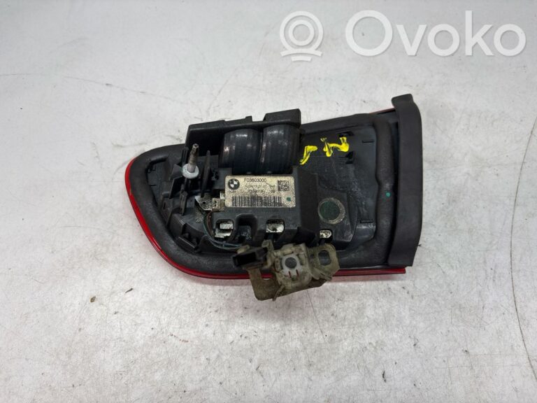 252ae1fa59a006e303caf7220c094a34-78f43e29f5f4d263d6690e8c3a1011e3_tailgate_rear_tail_lights
