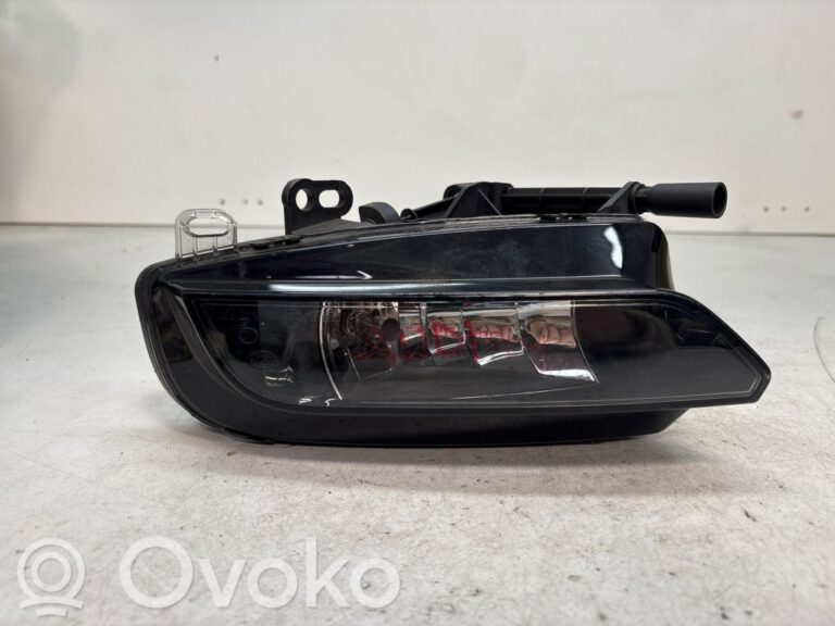 257b44cc613731014424b266310d6319-21ff0bc86c9a5d88e2ee5acd5373b6d2_front_fog_light