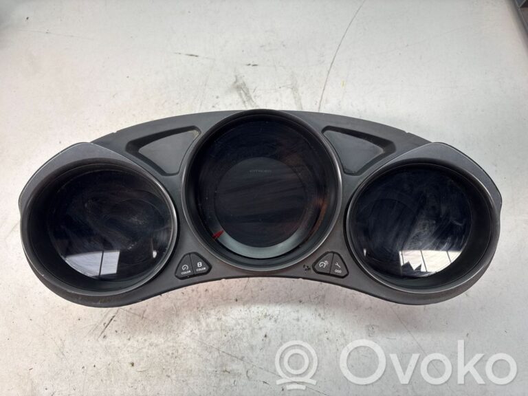 263a788a856a0ed1660549976830148f-e84985754a4435c20a32cc69b0c93473_speedometer__instrument_cluster_