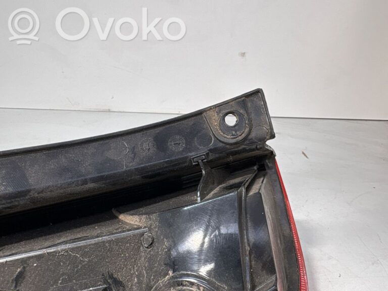 2769e520c6509f8c19f9eef52a68ba6e-fd6a6ef0954ec6df6f99ddf01e152dfa_rear_tail_lights