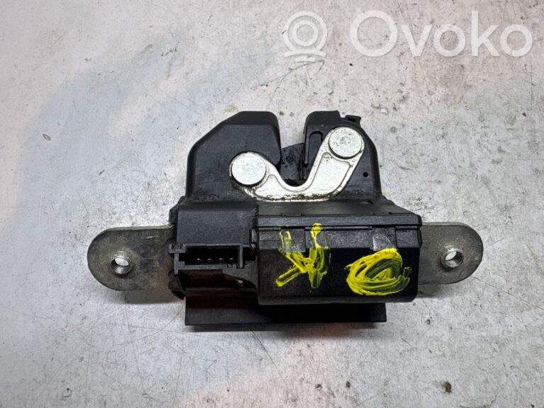 28add7ac0102b94afcd97ace4d2579a0-9a1088cb4b85ad9a1c3d5cd96322eca9_tailgate_trunk_boot_lock_catch_latch
