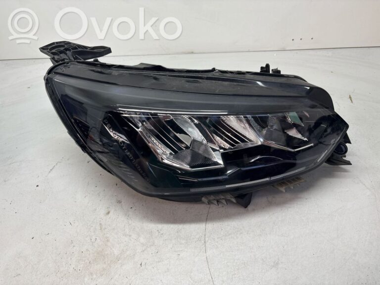 2958d882d9213a4e494d06ceac544b2e-125b5bc70cc0c059e9e456cf385393eb_headlight_headlamp
