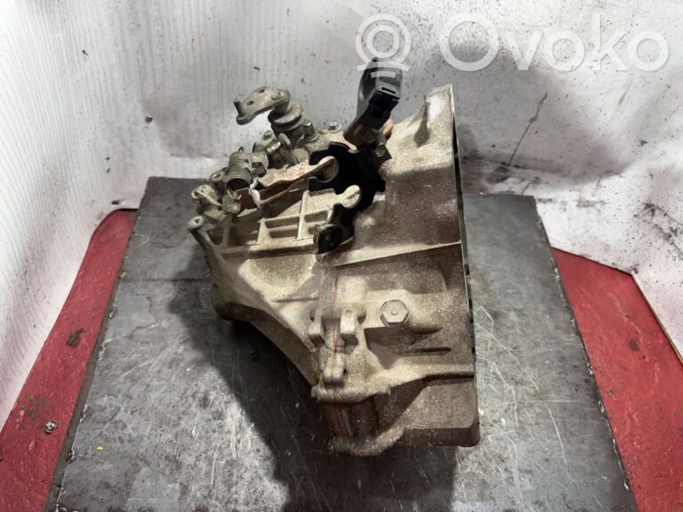 2bebd30e891da77c04aefb2794f1514c-7dc7b0d818d361104ab616ead17b61e4_manual_5_speed_gearbox