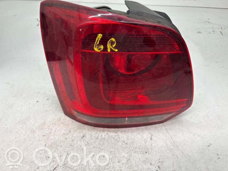 2c698a480af75afe91da8ff6e56e0ad2-01c29a1f7d8d8092720bbc0d9fd78745_rear_tail_lights