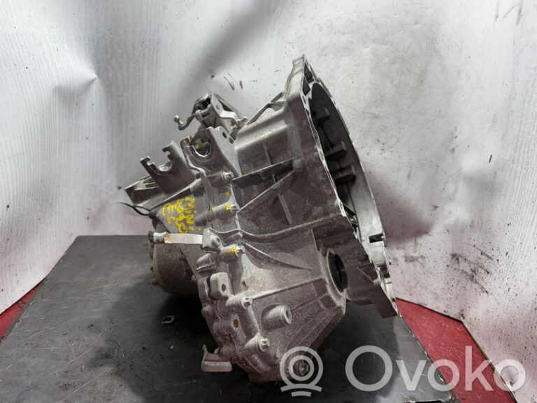 2d681f3c330f7e48d6ece09e88e1d9f3-ea27f8d1a4d508698f2dd0942cf97d2f_manual_6_speed_gearbox