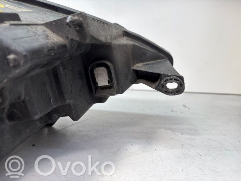 2d807dce870b2fb831ad9d33fcf75dff-db7f14350f64295fe0c7af2bc6829482_headlight_headlamp