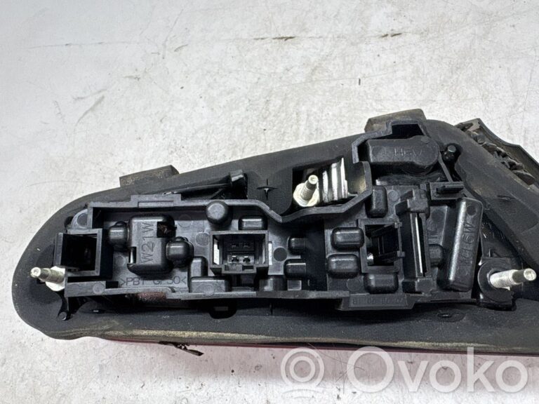 2efdaa5e3e9083975c5c757eb89a751d-12cb5bc2109adb4927d36f3fa9cd824f_tailgate_rear_tail_lights