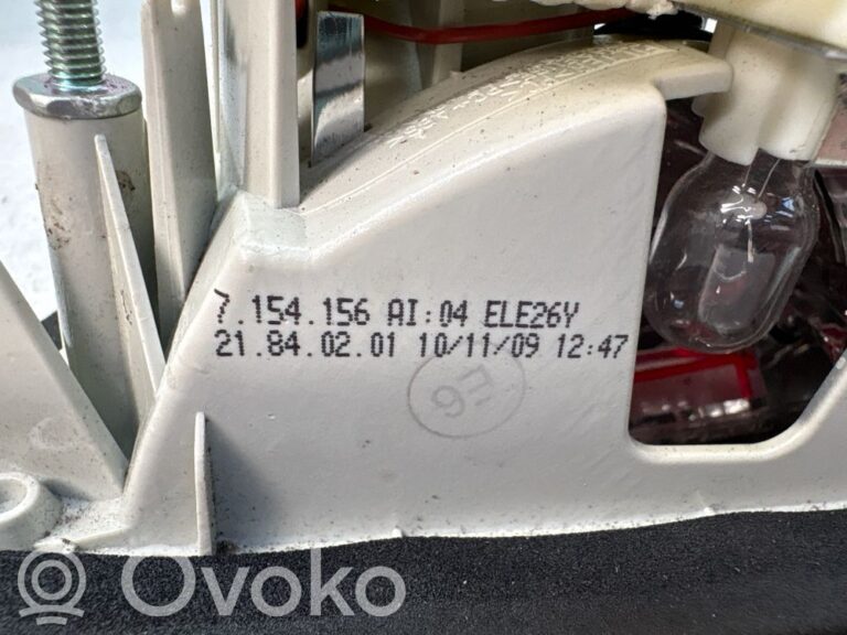 2f989ac99b8db77bf876d36ab2a9953c-5bc4cb5da437812eb9b0a8ffc0baf044_tailgate_rear_tail_lights