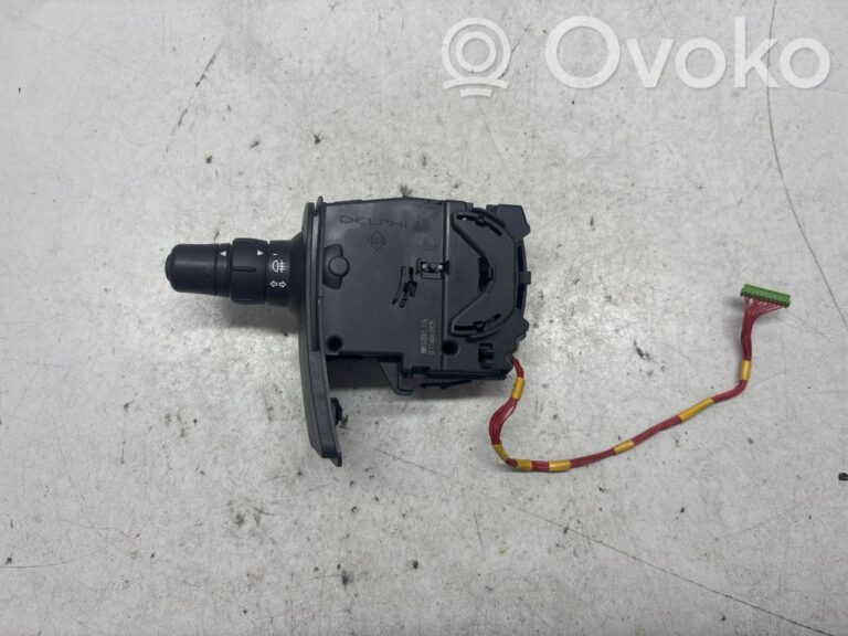 2ff7bdfb561b5802cd10512522ca179e-e58c479a079d8fb9f44a6ab8dcb391c3_light_switch