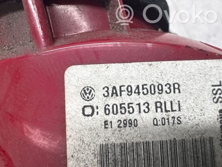 309bb3d1fdc061cd7fc81c7913f4036c-51e44c537c7940cea8c04071c47dc8b0_tailgate_rear_tail_lights