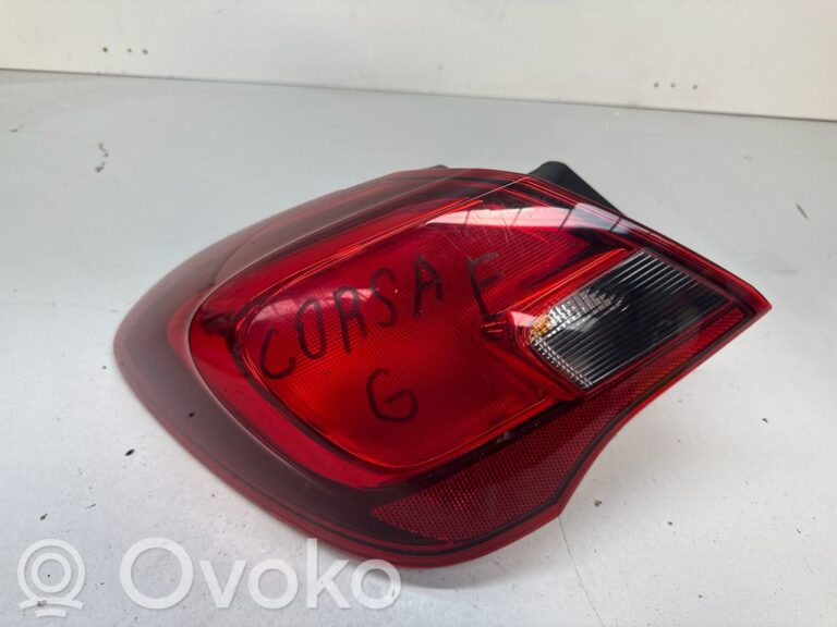 30e3a3c1b66ee7f9c6cd3ea44b026e3f-c4772ca7e343ec0cca6986083028829e_rear_tail_lights