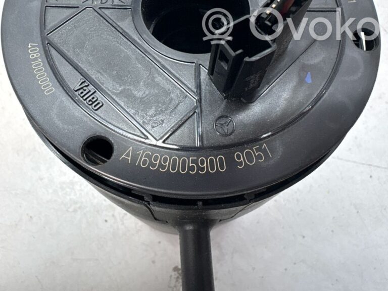 3101104206a6b2c147d926cfb3b9997d-f017fa807ff329b6a6729bba24046480_wiper_turn_signal_indicator_stalk_switch