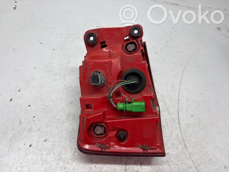 316e88779095d847185e9b69fb7ae046-97810bcbfb81204eb1b8c47eac076923_rear_tail_lights