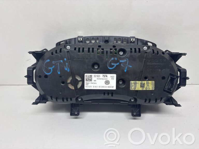 31b24348685637baa31d238825dc0c13-8f48066cea3af910a459f7d642662d0a_speedometer__instrument_cluster_