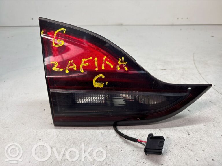 326666ad3a2e23be3d08d7b5a705509b-fa5ad13c9f897a81b97551b7bdc2bb59_rear_tail_lights