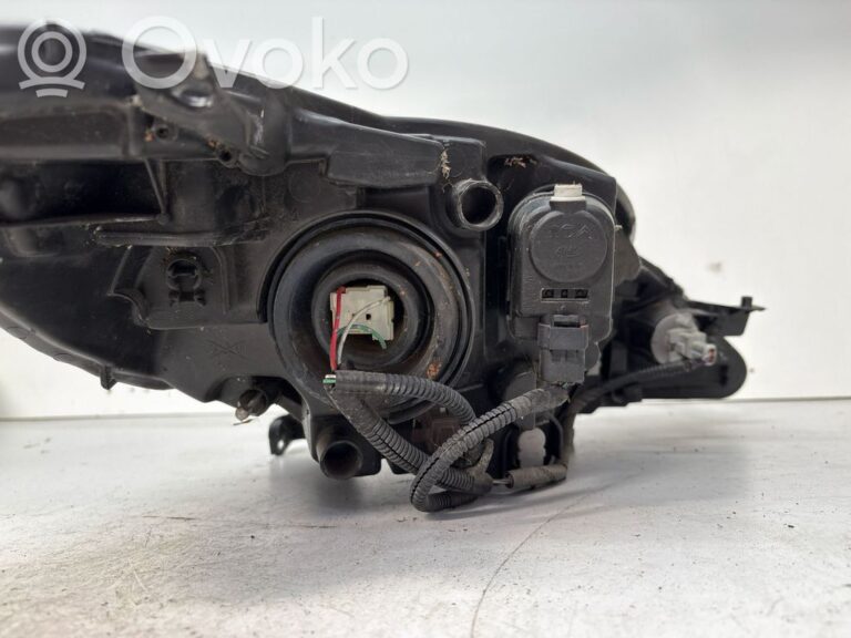 3329a568dd93a10104c274ff94b1ae41-afa88be0916f0b8728f8a2581016724a_headlight_headlamp
