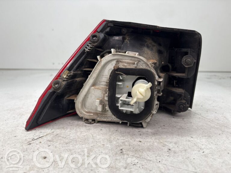 33cba55d36760be7543975f1ddb5d59d-b17fa2e3235420a25ac46c43ddebed77_rear_tail_lights