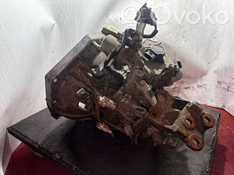 350453063f778236e1853f313df951d9-e32bcc1d85d2d72704cdae0b2cf07c12_automatic_gearbox