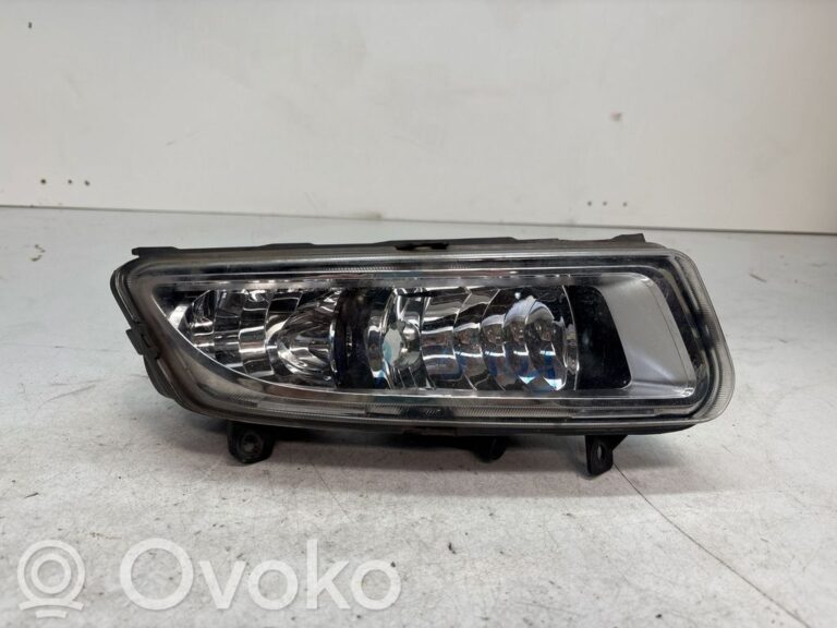 352219da601564851c3d7543a38c4e67-b852b4bf407a5bb1be6b02bc1e7289bd_front_fog_light