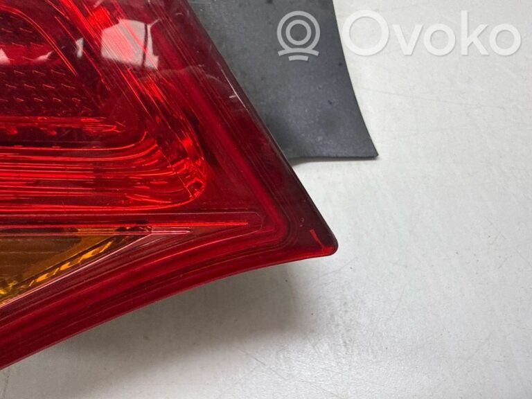 377379aa8c635e02417266e97cc52769-df5cd912361707333e7a095a8b8ab7c5_rear_tail_lights
