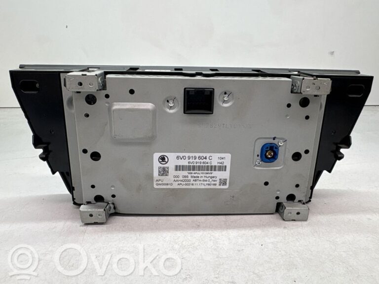 3909b3f4c76bb4a4d90072db5da7fb35-444386ad1b73e228c13762d7128dfac7_screen_display_small_screen