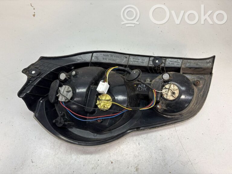 3b5eb58bd5175a6e62158b97404853a0-4ff0201b5a1e120a782e01d3ed0c76f7_rear_tail_lights