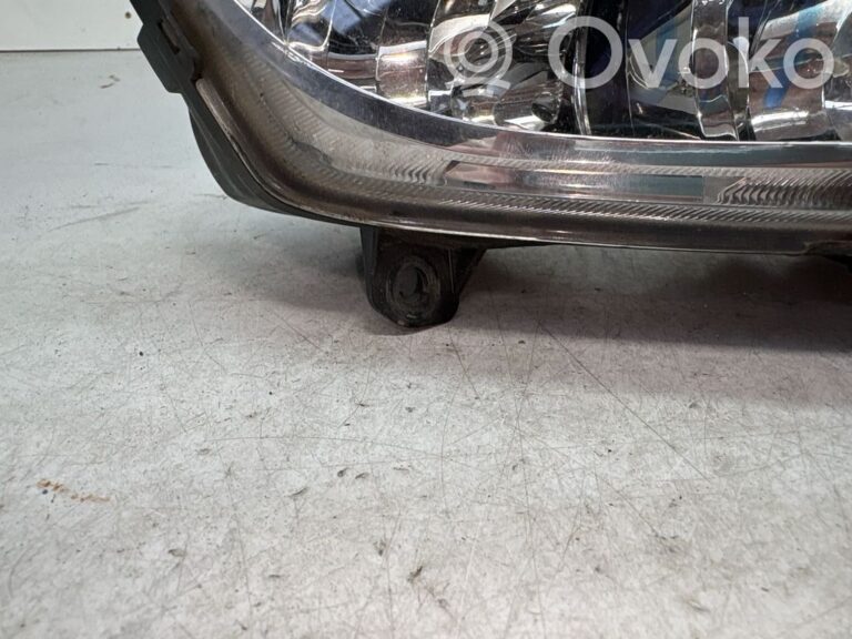 3e6a6de5bd0a0fa3e98e1d9ae956b515-89da0283ebe0ad805c074fea3d8098bf_front_fog_light