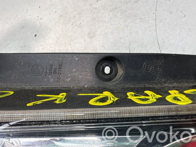 3ee575de0fa5cbcf2631b03afd5cc43c-236b3eadb02e509ca3e9c1401242e0c8_rear_tail_lights