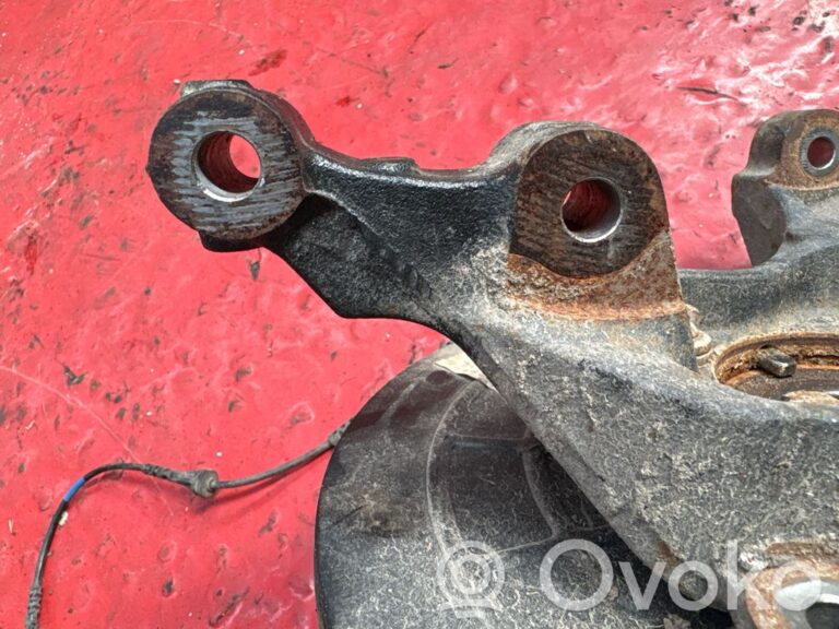 3f7b42a2a3cda5ea33957890499e4ed9-73d18eb3e596d2e7374812a033c7b8dd_front_wheel_hub_spindle_knuckle