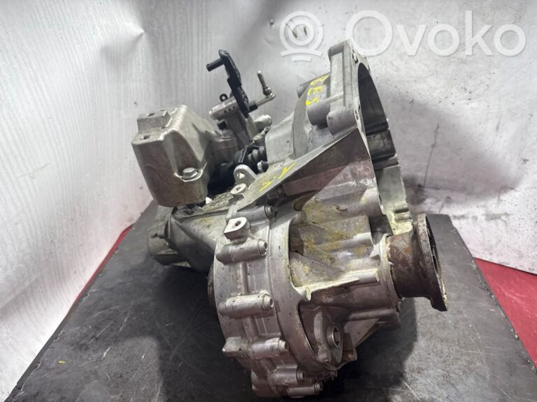 4049e4298f3f9f398a7c53b7330da608-65c12f26972417f7b5aafd861bf96c6d_manual_5_speed_gearbox