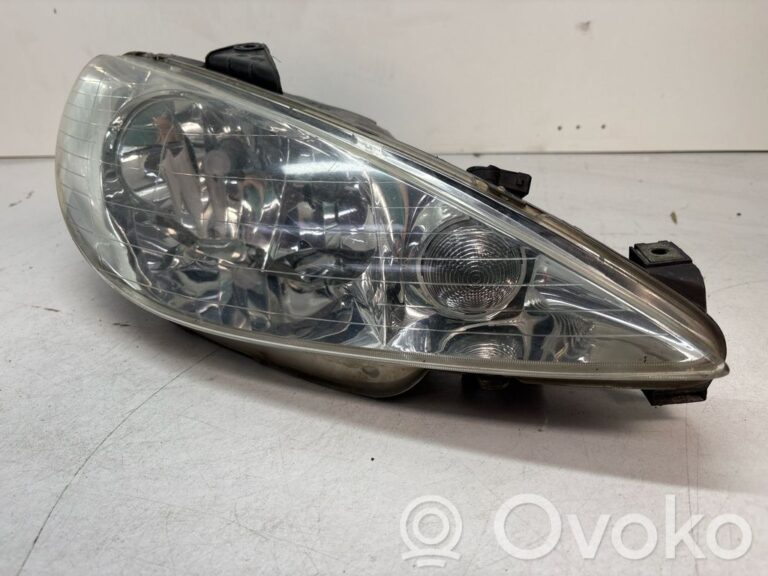 433f063412bffa3666afb16a3533605d-72bebfffd69db5a80b2a4366c271d2d1_headlight_headlamp