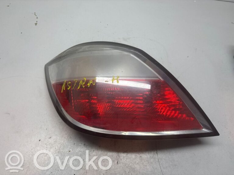 43bc4f43d76c5cdd056f16fd370cf36d-bb9ec95fc218132f30ac9541b1f973b0_rear_tail_lights