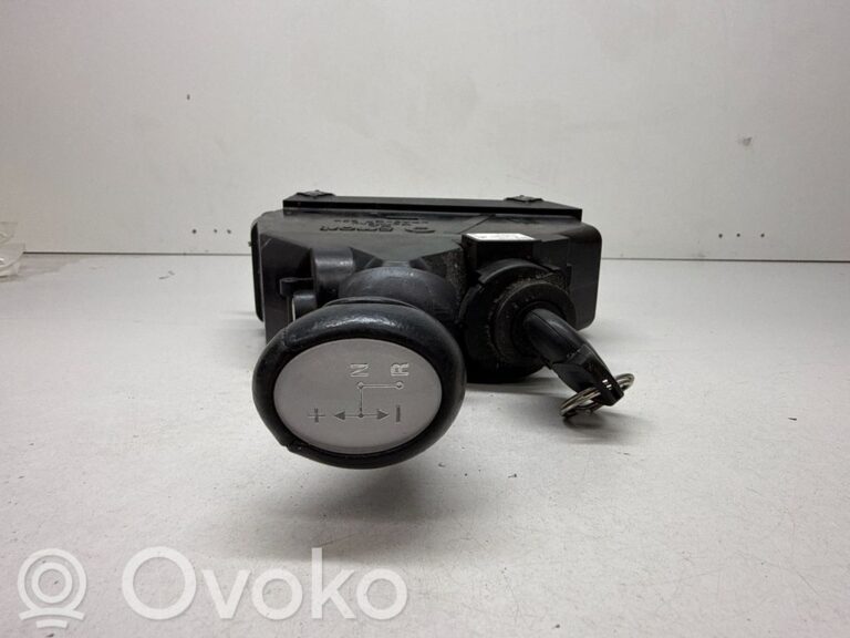44481f06617d39f0505a9967ec651e59-693ab3e7c35ab91540b6cf10cc84e118_gear_shifter_selector