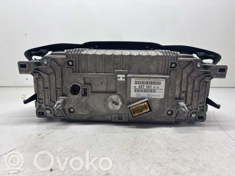 44b9ef909ea84d43ad9e9d0d93c8d9a6-54ed08f3e74f03c0fe4ed3b9eb2fdc34_speedometer__instrument_cluster_
