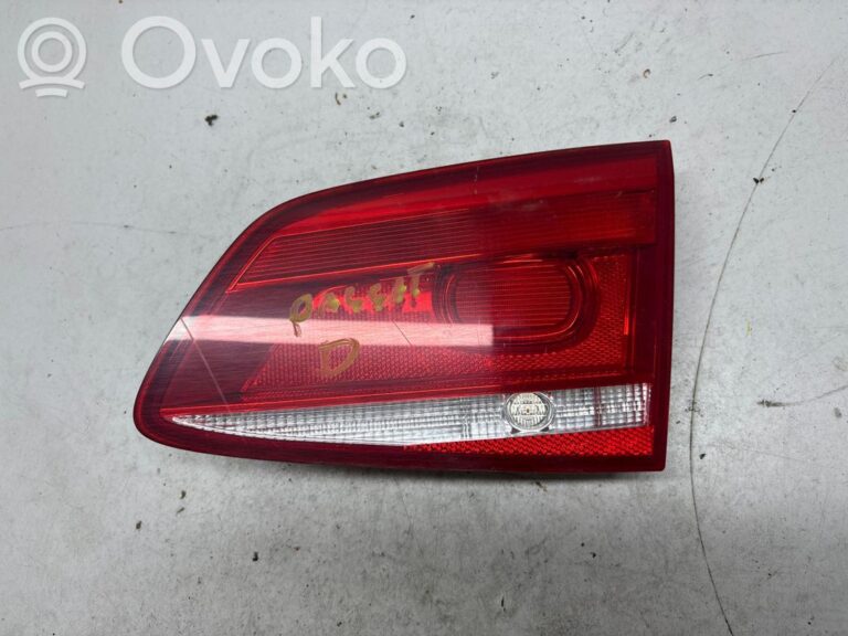 471ecd5cfa0234f8897aa7bc619d46aa-3cfe6553c792185dc9e8d093a9ed82b6_rear_tail_lights