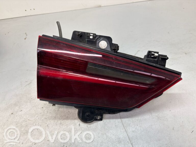 47abbd84b89bbbcd79d63c0ac2f3cb32-8e0f2eb3fde0c13be314e7feb42b76d8_rear_tail_lights