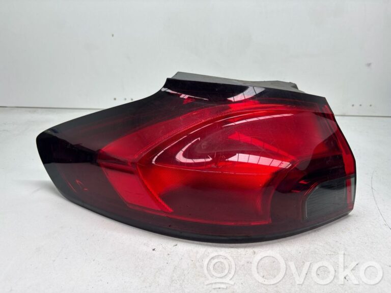 47cbf87b029d0359ab152d78adb7b07e-f48f0e3721a168bb828904070fa50084_rear_tail_lights