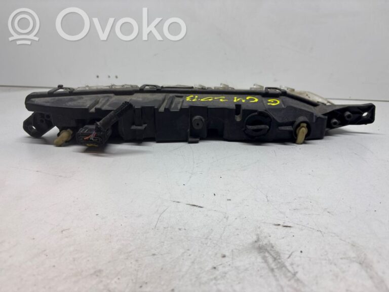 484127b8115e9f3b2760a1f29730b5c3-d2c3aa9095bfaa10fa985886567af420_headlight_headlamp