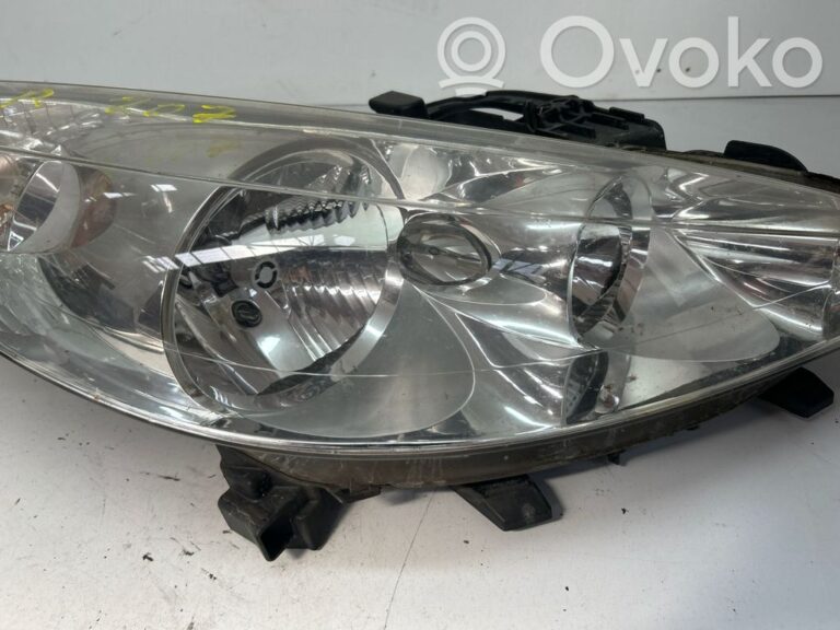 4a245f4af4e91eb830420cab3c4c165e-4d11dd04dc0b9acb6cc187331fb17c1d_headlight_headlamp